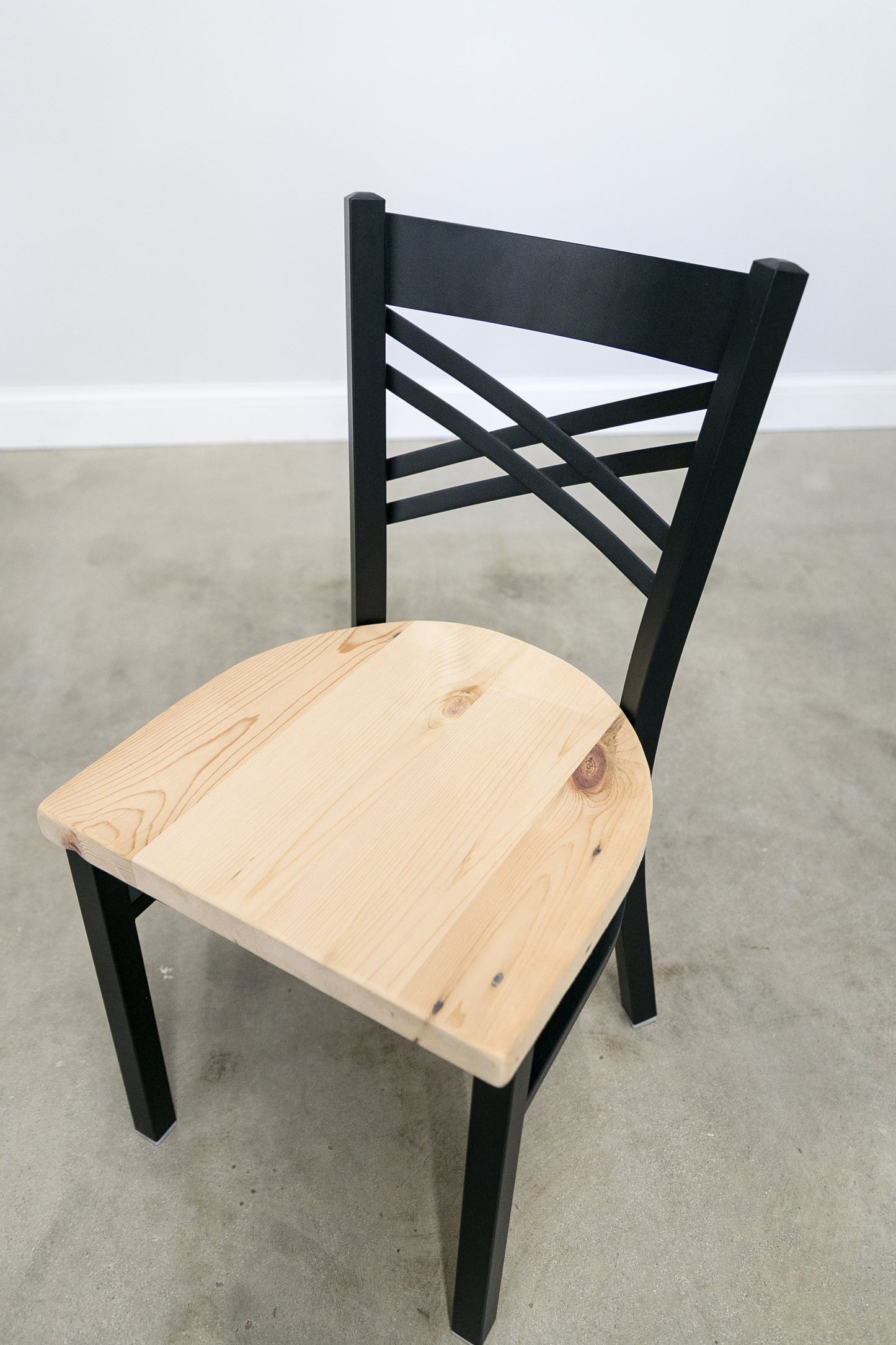 18 Inch X Back Dining Chair (Matte Black)