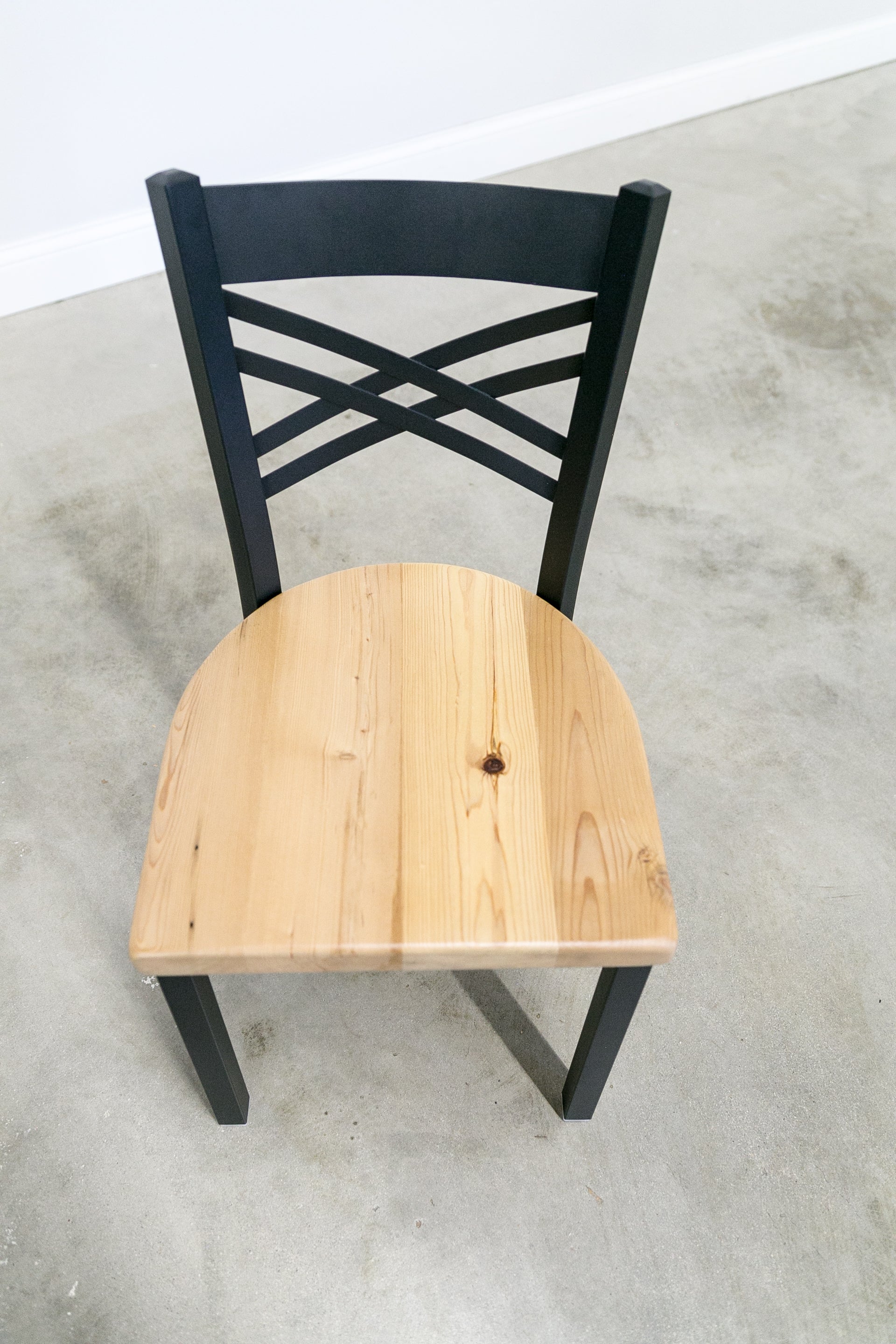 18 Inch X Back Dining Chair (Matte Black)