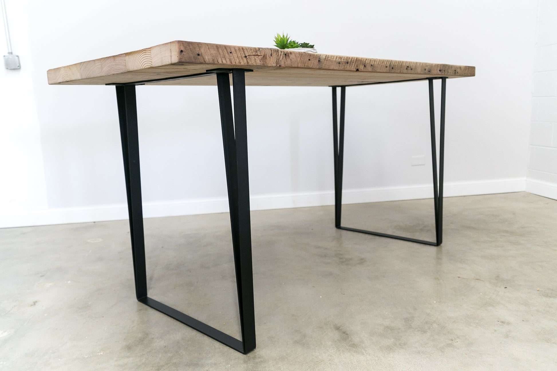 Modern Reclaimed Wood Table w/ Brooklyn Leg Base