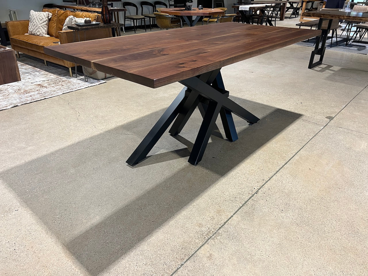 Black Walnut 6 Points Table