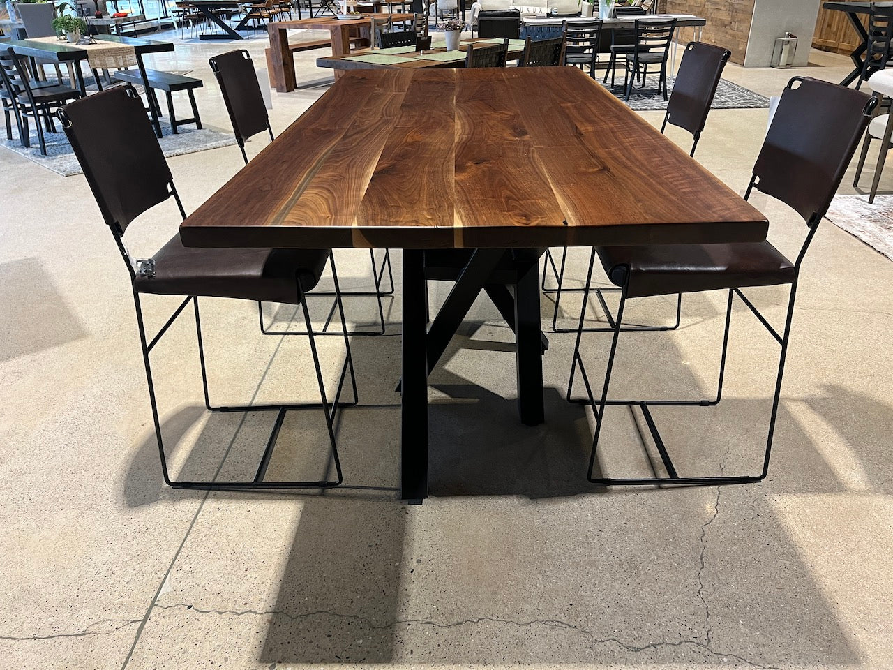 Black Walnut 6 Points Table