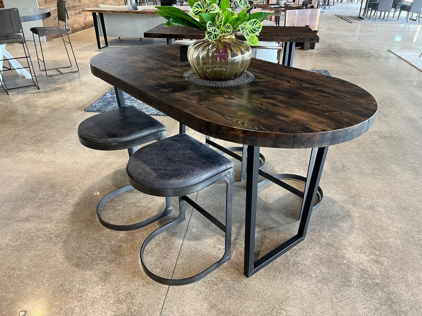 Oval Table with Brooklyn Leg Base 